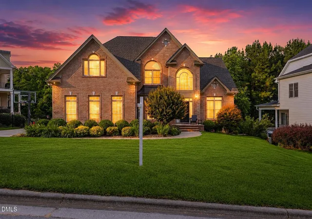 Photo 1 of Single family home for sale at 8005 Oneal Rd, Raleigh, NC 27613 | MLS# 10172369 | Listing updated on 2026-09-13