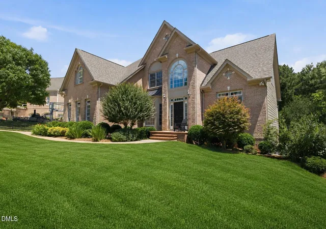 Photo 2 of Single family home for sale at 8005 Oneal Rd, Raleigh, NC 27613 | MLS# 10172369 | Listing updated on 2026-09-13