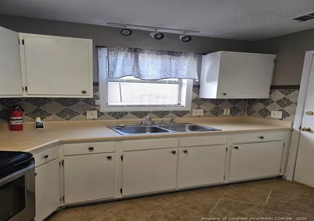 Photo 3 of Single family home for sale at 6500 People St, Fayetteville, NC 28304 | MLS# 763593 | Listing updated on 2026-07-18