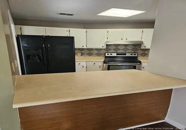 Photo 4 of Single family home for sale at 6500 People St, Fayetteville, NC 28304 | MLS# 763593 | Listing updated on 2026-07-18