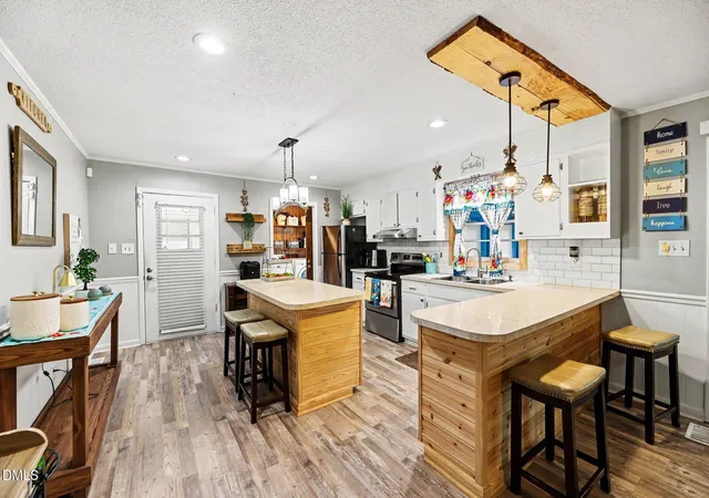 Photo 3 of Single family home for sale at 5 Eden Dr, Smithfield, NC 27577 | MLS# 10171201 | Listing updated on 2026-08-26