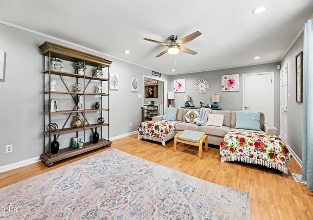 Photo 3 of Single family home for sale at 5 Eden Dr, Smithfield, NC 27577 | MLS# 10171201 | Listing updated on 2026-08-26
