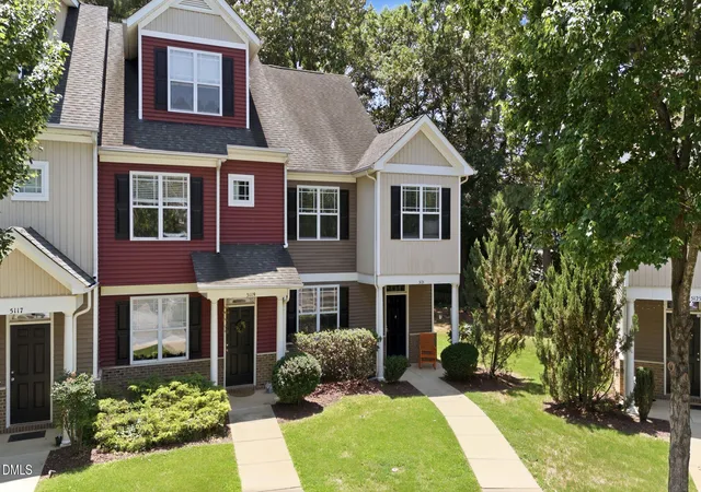Homes for sale in Raleigh, NC | 5121 Powell Townes Wy, Raleigh, NC 27606 | MLS# 10172040