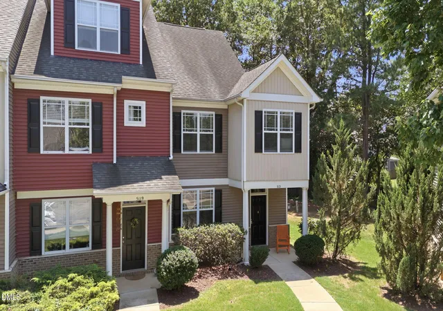 Homes for sale in Raleigh, NC | 5121 Powell Townes Wy, Raleigh, NC 27606 | MLS# 10172040