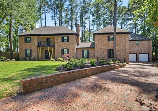 Photo 2 of Sale Pending at 400 Kingsford Ct, Fayetteville, NC 28314 | MLS# 763611 | Listing updated on 2026-09-09