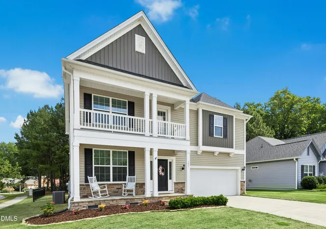 3rd image of 701 Minerva Dale Dr, Fuquay Varina, NC 27526 | MLS# 10171737