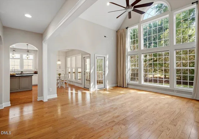 5th image of 902 Ravendale Pl, Cary, NC 27513 | MLS# 10179523