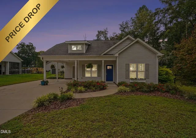 Single family home for sale at 213 Massengill St, Four Oaks, NC 27524 | MLS# 10183066