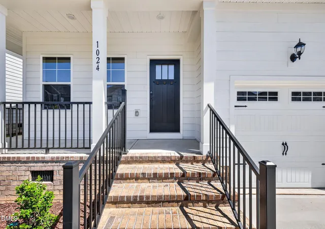 Photo 3 of Single family home for sale at 1024 Bostonian Dr, Knightdale, NC 27545 | MLS# 10171240 | Listing updated on 2026-09-24