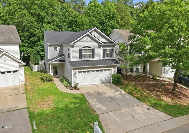 Homes for sale in Durham, NC | 1411 Crimson Creek Dr, Durham, NC 27713 | MLS# 10171253