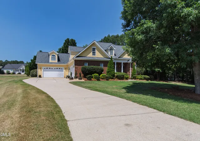 3rd image of 1305 Brookhill Dr, Clayton, NC 27520 | MLS# 10176282