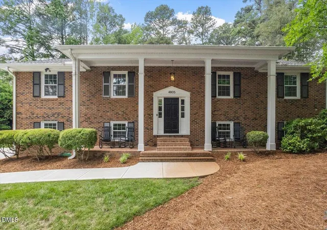 Photo 1 of Single family home for sale at 4805 Kilkenny Pl, Raleigh, NC 27612 | MLS# 10171302 | Listing updated on 2026-09-30
