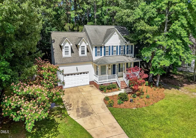 Photo 2 of Sale Pending at 209 Spearhead Pl, Clayton, NC 27520 | MLS# 10171824 | Listing updated on 2026-07-18
