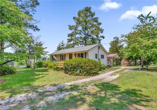 Homes for sale in Autryville, NC | 219 E Clinton St, Autryville, NC 28318 | MLS# 763616
