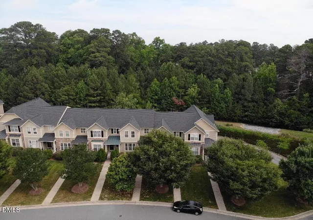 Homes for sale in Apex, NC | 109 Haybarn Ct, Apex, NC 27502 | MLS# 10173061