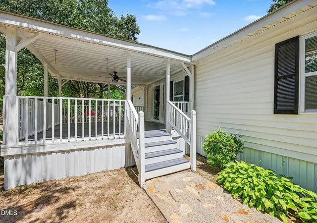 Homes for sale in Selma, NC | 135 Trails End Dr, Selma, NC 27576 | MLS# 10172155