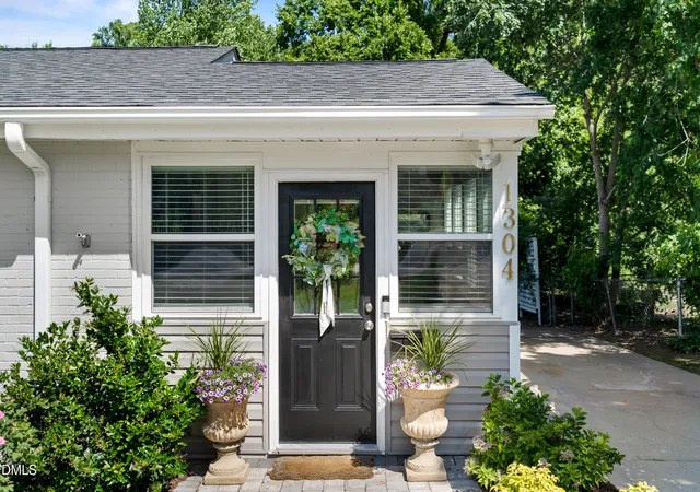 Photo 3 of Sale Pending at 1304 Marlborough Rd, Raleigh, NC 27610 | MLS# 10172057 | Listing updated on 2026-09-11