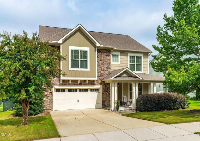 Photo 1 of Single family home for sale at 75 Wilders Woods Grv Ln, Clayton, NC 27527 | MLS# 10173850 | Listing updated on 2026-08-31