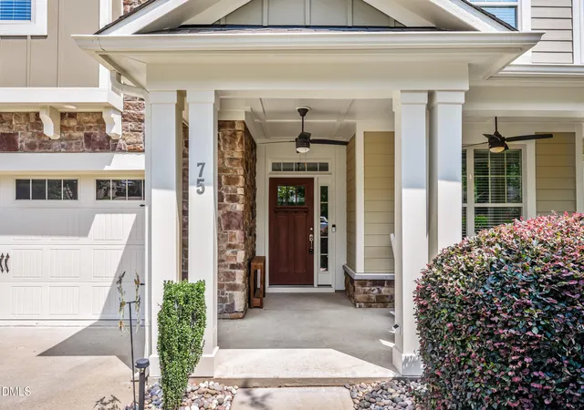 Photo 3 of Single family home for sale at 75 Wilders Woods Grv Ln, Clayton, NC 27527 | MLS# 10173850 | Listing updated on 2026-08-31