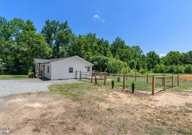 Homes for sale in Stem, NC | 4004 Old Nc 75, Stem, NC 27581 | MLS# 10171435