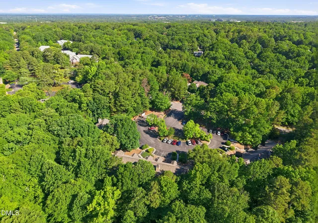 2nd image of 103 Marbury Ct, Cary, NC 27513