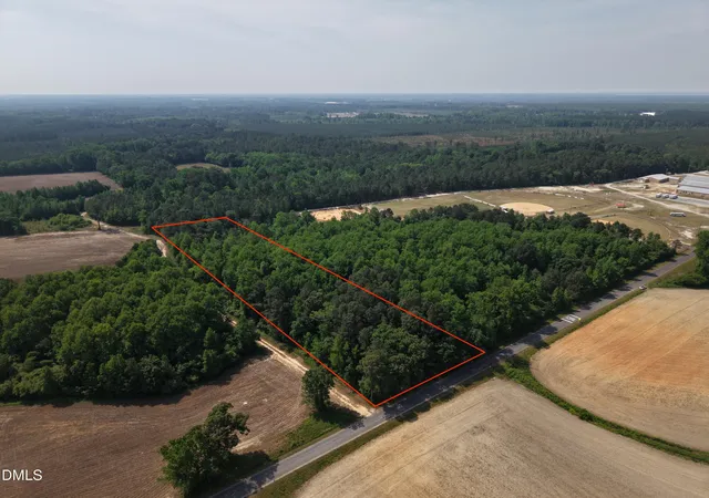 Homes for sale in Roseboro, NC | 1 Mintz Rd, Roseboro, NC 28382 | MLS# 10171441