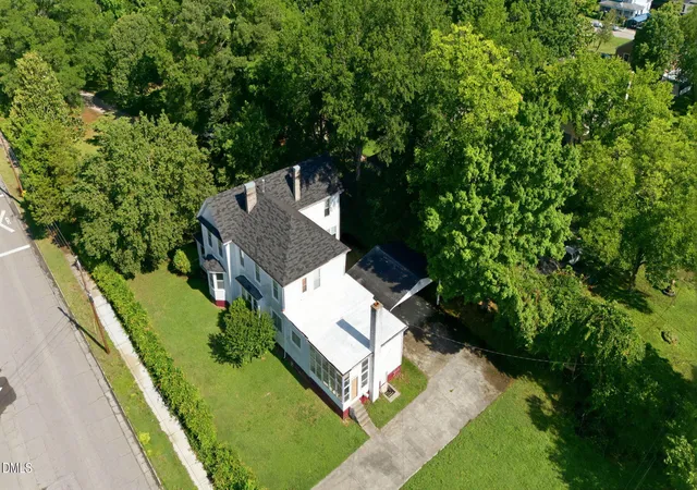 Photo 4 of Sale Pending at 845 S Williams St, Henderson, NC 27536 | MLS# 10173813 | Listing updated on 2026-08-17
