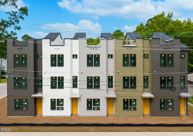Photo 4 of Townhouse for sale at 327 Gray Ave, Durham, NC 27701 | MLS# 10172402 | Listing updated on 2026-07-25
