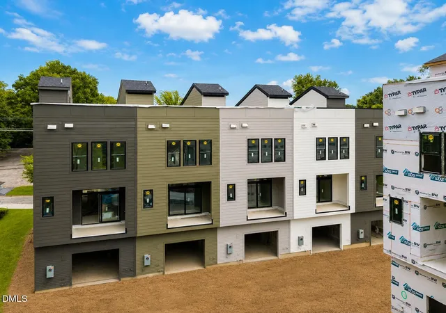Photo 5 of Townhouse for sale at 327 Gray Ave, Durham, NC 27701 | MLS# 10172402 | Listing updated on 2026-07-25