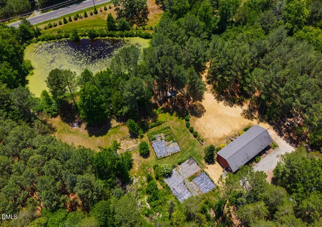 2nd image of 1338 Moores Chapel Cemetery Rd, Graham, NC 27253 | MLS# 10172004