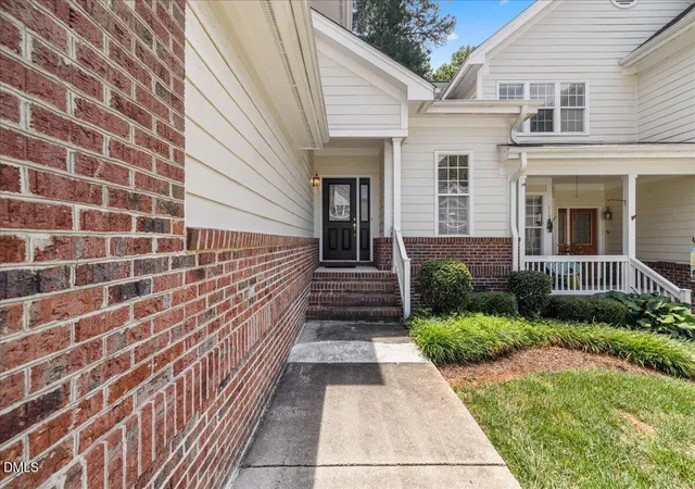 Photo 1 of Townhouse for sale at 7647 Astoria Pl, Raleigh, NC 27612 | MLS# 10180731 | Listing updated on 2026-09-13