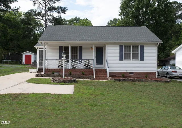 Homes for sale in Zebulon, NC | 215 E Vance St, Zebulon, NC 27597 | MLS# 10172757