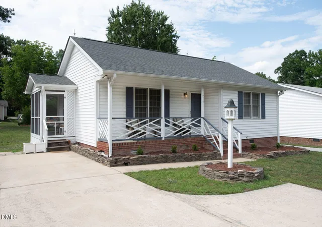 Homes for sale in Zebulon, NC | 215 E Vance St, Zebulon, NC 27597 | MLS# 10172757