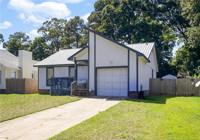 Photo 2 of Sale Pending at 1354 Worstead Dr, Fayetteville, NC 28314 | MLS# 763626 | Listing updated on 2026-10-05