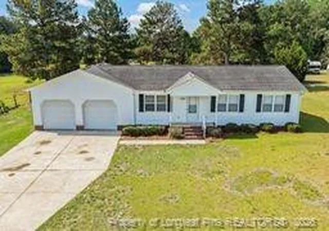 Homes for sale in Bunnlevel, NC | 1341 Lemuel Black Rd, Bunnlevel, NC 28323 | MLS# 763703