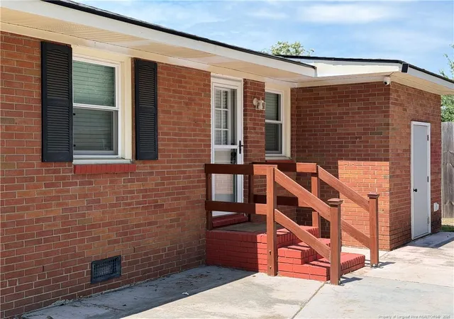 Photo 2 of Sale Pending at 1747 Wayne Ln, Fayetteville, NC 28304 | MLS# 763723 | Listing updated on 2026-07-18