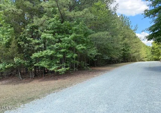 2nd image of 2520 Canter Dr, Hillsborough, NC 27278 | MLS# 10171859