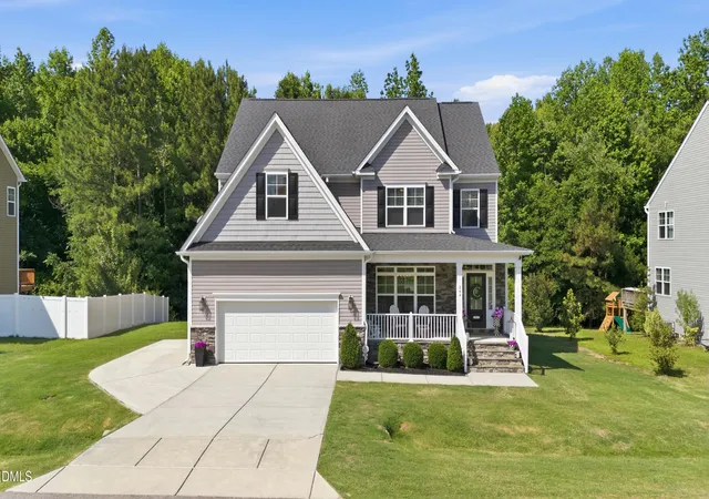 Photo 4 of Sale Pending at 244 Cherry Bark Loop, Clayton, NC 27527 | MLS# 10171772 | Listing updated on 2026-07-18