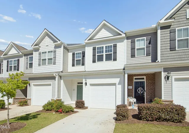 3rd image of 185 N Enterprise Dr, Clayton, NC 27520 | MLS# 10172246