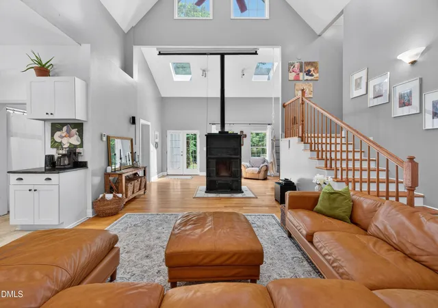 2nd image of 6717 Rolemodel Wy, Holly Springs, NC 27540 | MLS# 10171962