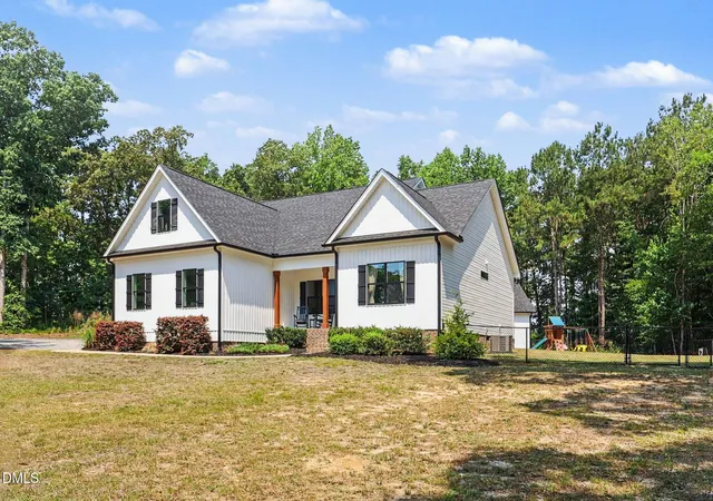3rd image of 173 Clearstream Wy, Angier, NC 27501 | MLS# 10171677