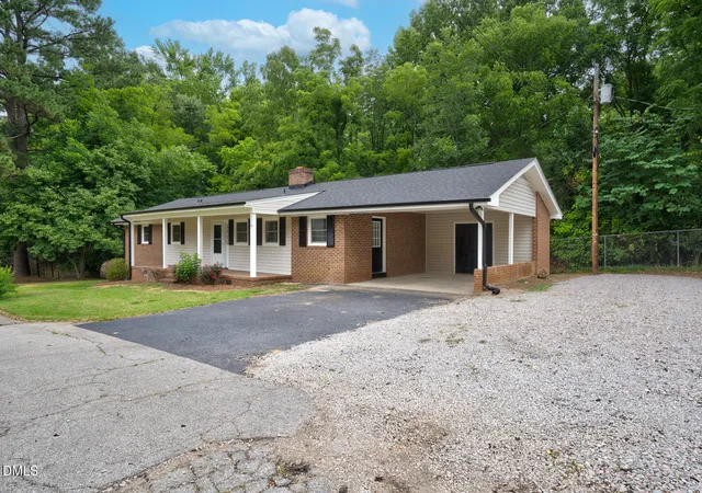Homes for sale in Spring Hope, NC | 215 E Franklin St, Spring Hope, NC 27882 | MLS# 10174312