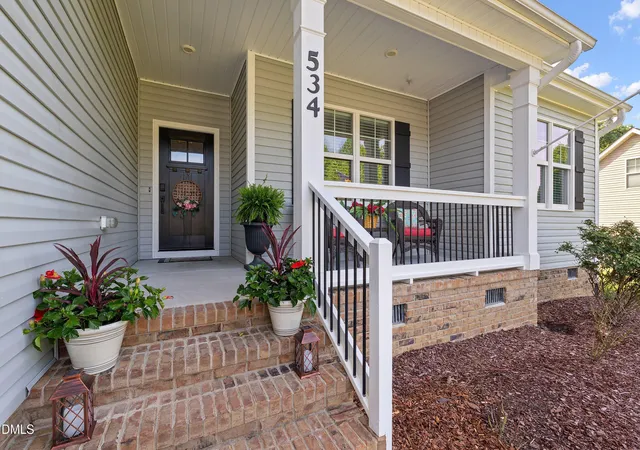 4th image of 534 Wood Valley Dr, Four Oaks, NC 27524 | MLS# 10171698