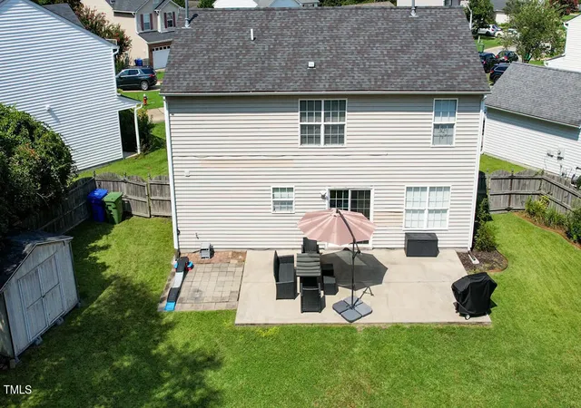 5th image of 1724 E Ridge Heights Dr, Fuquay Varina, NC 27526 | MLS# 10171722