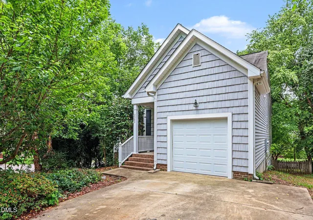 Photo 2 of Single family home for sale at 2389 Sapphire Valley Dr, Raleigh, NC 27604 | MLS# 10171890 | Listing updated on 2026-10-01