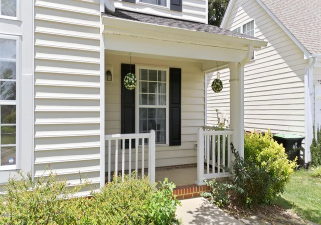38th image of 304 Stone Hedge Ct, Holly Springs, NC 27540 | MLS# 10171917
