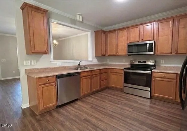 Photo 4 of Townhouse for sale at 1008 Mica Lamp Ct, Apex, NC 27502 | MLS# 10171991 | Listing updated on 2026-07-18
