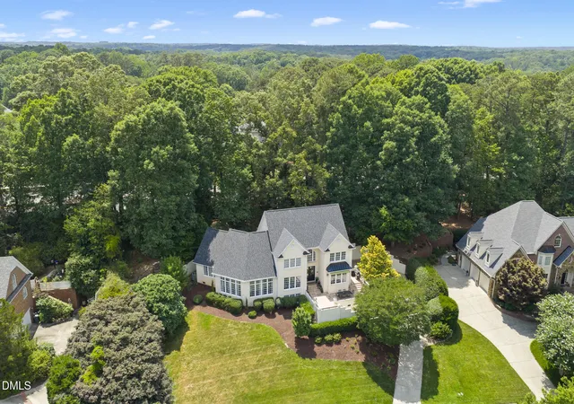 Photo 2 of Single family home for sale at 4005 George V Strong Wynd, Raleigh, NC 27612 | MLS# 10173973 | Listing updated on 2026-10-05