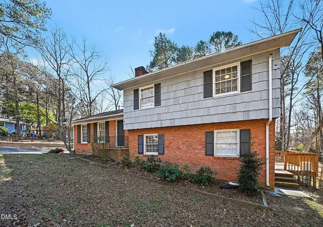 Photo 3 of Single family home for sale at 1920 White Plains Rd, Chapel Hill, NC 27517 | MLS# 10172102 | Listing updated on 2026-07-27