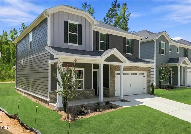 Photo 2 of Single family home for sale at 136 Beadwood St, Wendell, NC 27591 | MLS# 10171853 | Listing updated on 2026-09-23